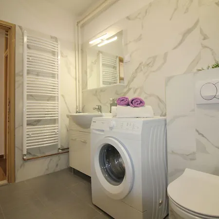 Hundefreundliches Nur 250 Meter Zum Mit Mediterranem Garten Apartamento *