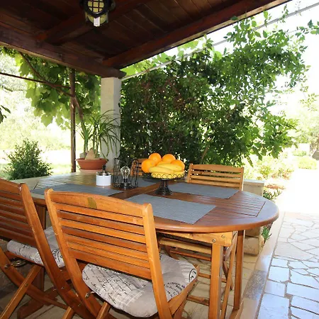 Lejlighed Hundefreundliches Nur 250 Meter Zum Mit Mediterranem Garten